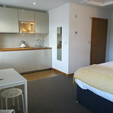 Ξενοδοχείο με διαμερίσματα Mcmillan House Studio