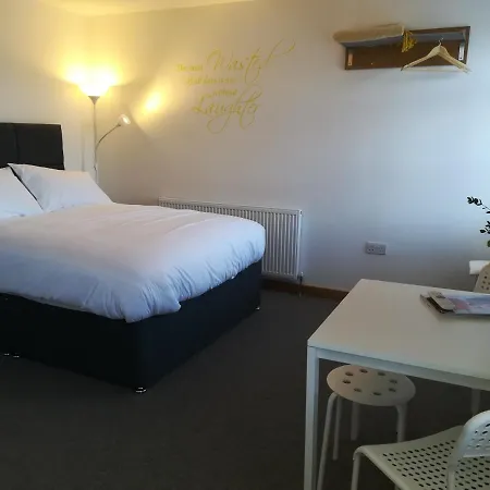 Ξενοδοχείο με διαμερίσματα Mcmillan House Studio