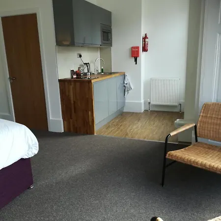 Mcmillan House Studio Ξενοδοχείο με διαμερίσματα 3*