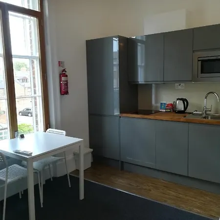 Mcmillan House Studio 3*