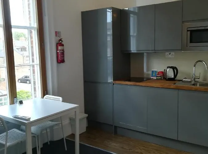 Mcmillan House Studio 3*